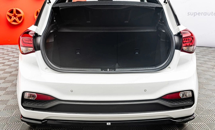 Hyundai i20 cena 53900 przebieg: 64187, rok produkcji 2019 z Staszów małe 277